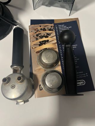 Cafetera DeLonghi EC685 Blanca