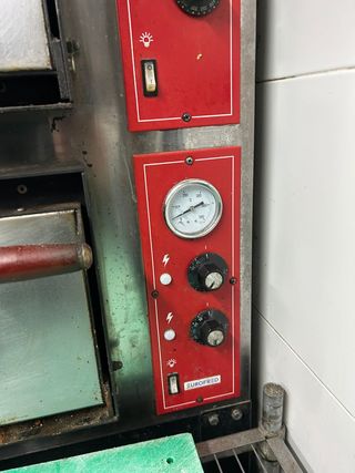 Se aceptan ofertas por Horno pizzero EUROFRED