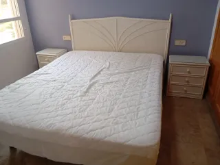 Dormitorio completo.