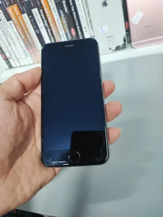 Lote 4 iPhones (Gris, Rosa, Blanco)