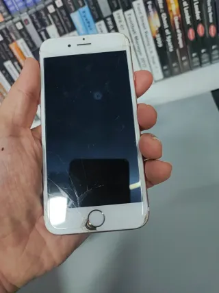 Lote 4 iPhones (Gris, Rosa, Blanco)