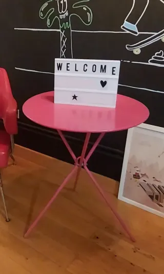 Mesitaa plegable Habitat fucsia metal