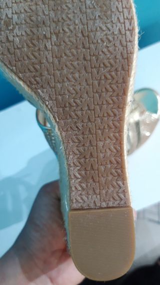Sandalias Michael Kors con cuña