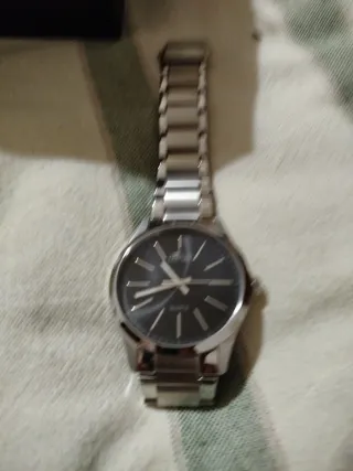 Reloj Lotus Negro y Plateado