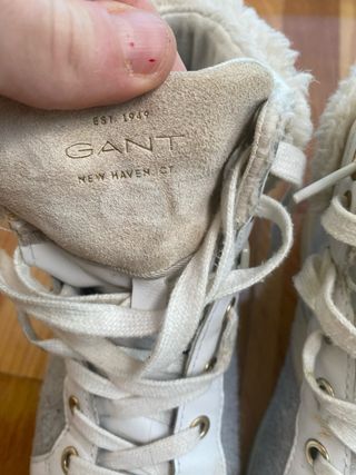 Zapatillas GANT grises y blancas