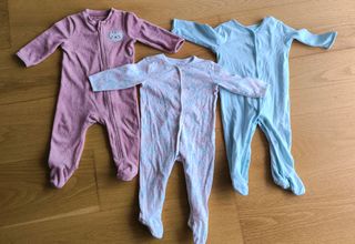 Pijamas bebé 9-12 meses (3 unidades)