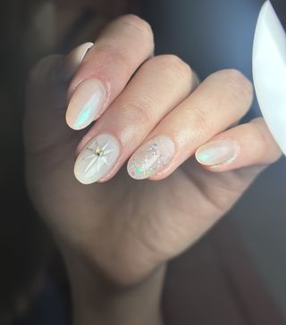 UÑAS SEMIPERMANENTE