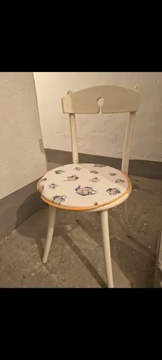 Sillas de cocina blancas con cojin (2 unidades)