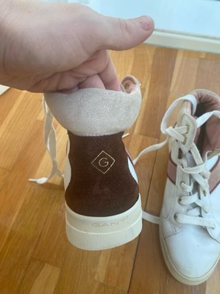Zapatillas GANT blancas y marrones