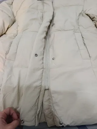 Abrigo acolchado beige