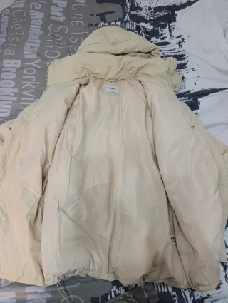 Abrigo acolchado beige