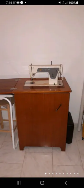 Máquina de coser Singer