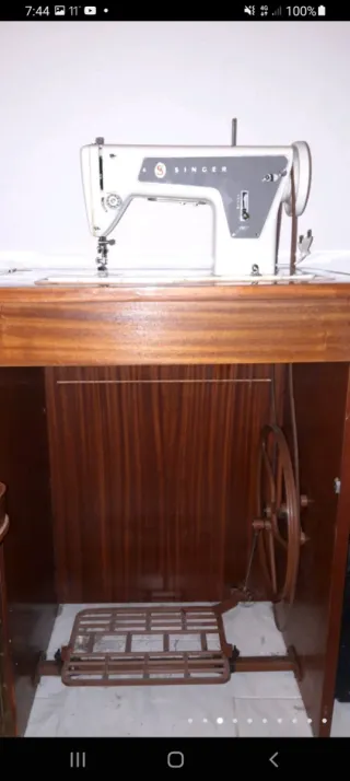 Máquina de coser Singer