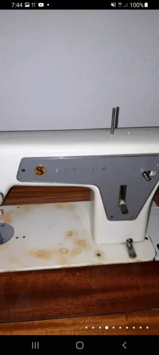 Máquina de coser Singer