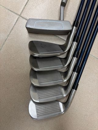 OFERTA!!! Wilson Ultra mujer set PERFECTOS!!