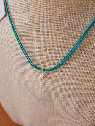 Collar Tous con letra M plata