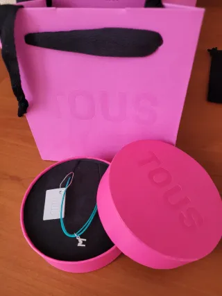 Collar Tous con letra M plata