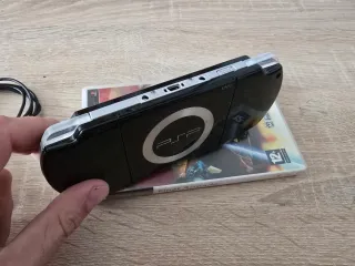 PSP 2004 Negra + Juego Final Armada