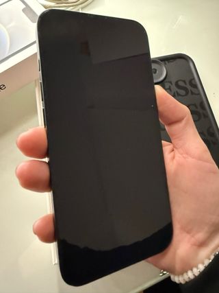 iPhone 16e Negro + Funda + Cable