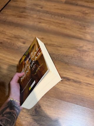 Tres pequeñas mentiras