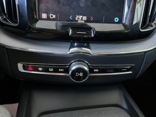 Volvo XC60 B4 2.0 HÍBRIDO DIÉSEL 200cv Automático