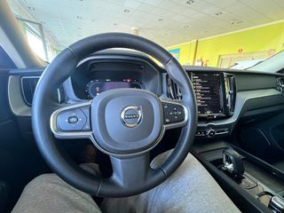 Volvo XC60 B4 2.0 HÍBRIDO DIÉSEL 200cv Automático