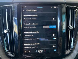 Volvo XC60 B4 2.0 HÍBRIDO DIÉSEL 200cv Automático