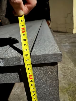 Mesa de exterior moderna