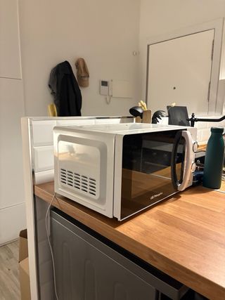 Microondas Orbegozo Blanco