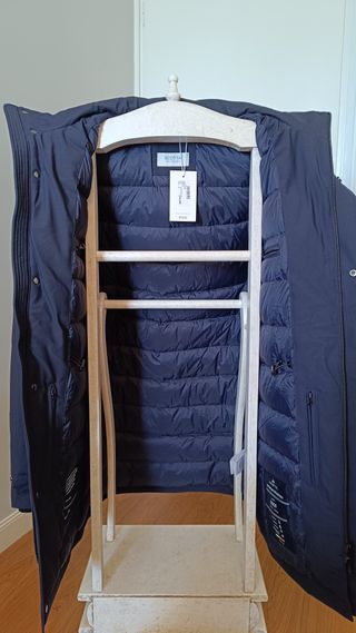 Scotta, 90% plumón 10% pluma, impermeable