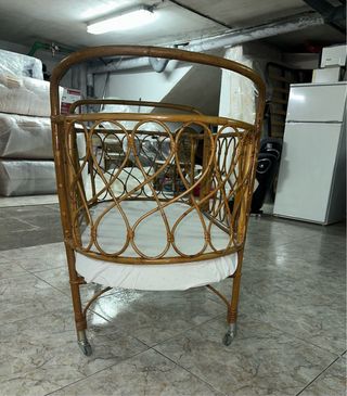 Cuna moisés de mimbre