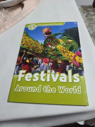 Oxford Read and Discover: Level 3: Festivals Ar...