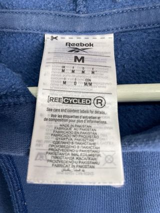Hoodie Reebok azul marino unisex con bolsillo can
