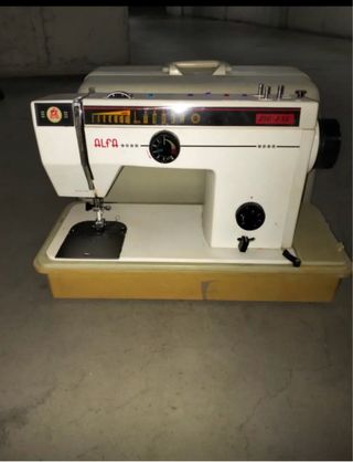 Máquina de coser Alfa Zig-Zag