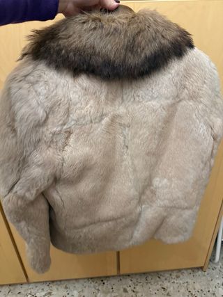 Pelliccia corta in lapin beige/marrone