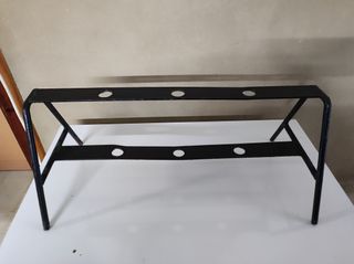 Soporte para mástiles de metal