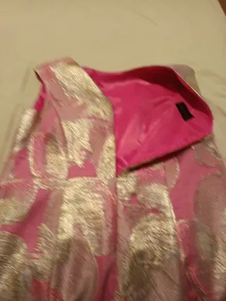 Vestido fiesta corto rosa fucsia  flecos. T46/48