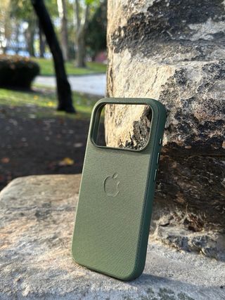 Funda iPhone 17 Pro TechWoven Verde