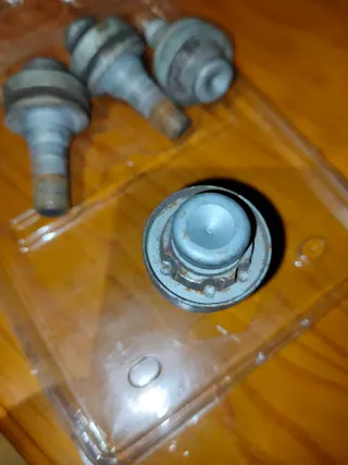 Tornillos Antirrobo Peugeot 407 Originales