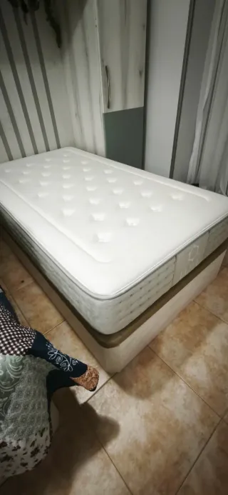 Canapé y colchón 105x190 cm