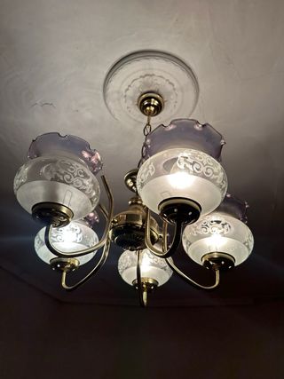 Lámpara de techo de cristal y metal