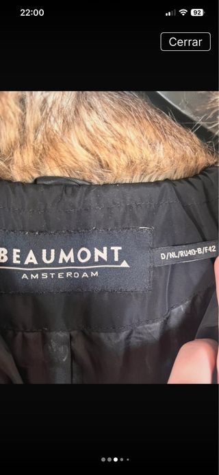 Plumas Beaumont Negro con Capucha