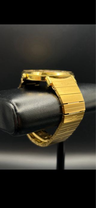 Reloj Gucci Grip Dorado