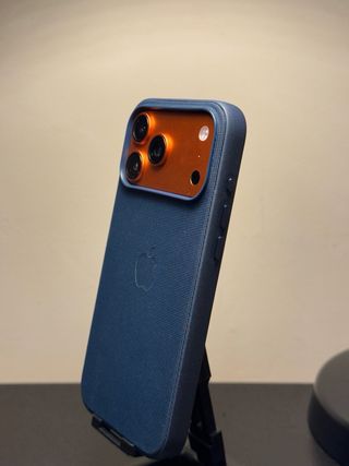 Funda iPhone 17 Pro Max TechWoven Azul