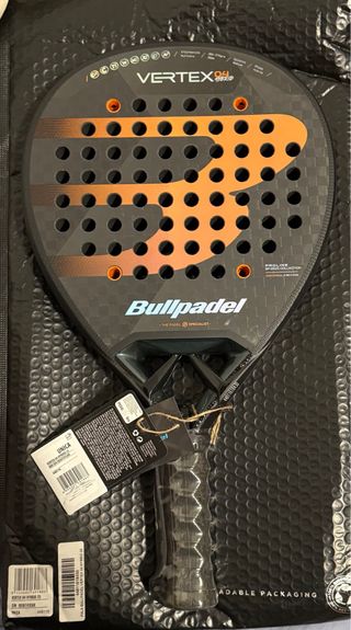 Pala Bullpadel Vertex 04 Hybrid 25