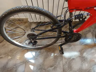 Bicicleta roja