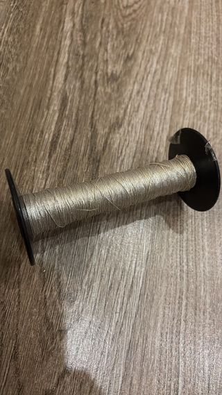 Hilo de bordar  Torzal plata 4 cabos