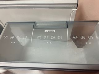 Cajones y baldas nevera Balay 3KF4930N