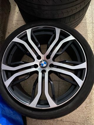 Cambio o vendo Llantas 22” 5x120 ET40