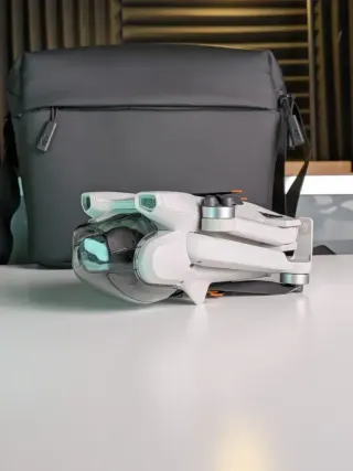 COMO NUEVO | DJI Mini 3 Fly More Combo